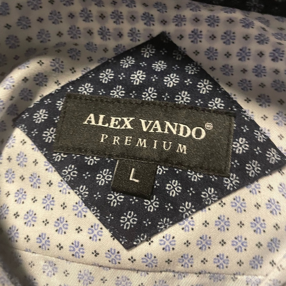 Alex Vando Microfiber Wrinke Free Button Down Shirts Large Set of Three EUC - Picture 8 of 9